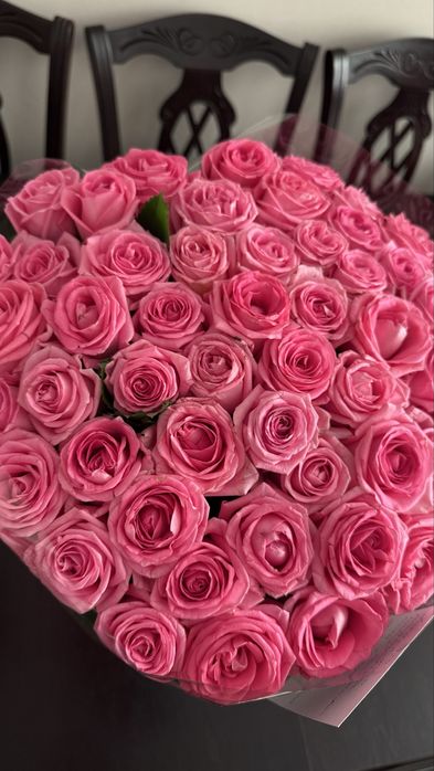 Продам 51 роза свежие