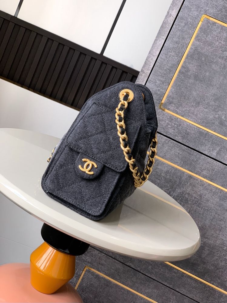 Geanta Chanel 22 cm