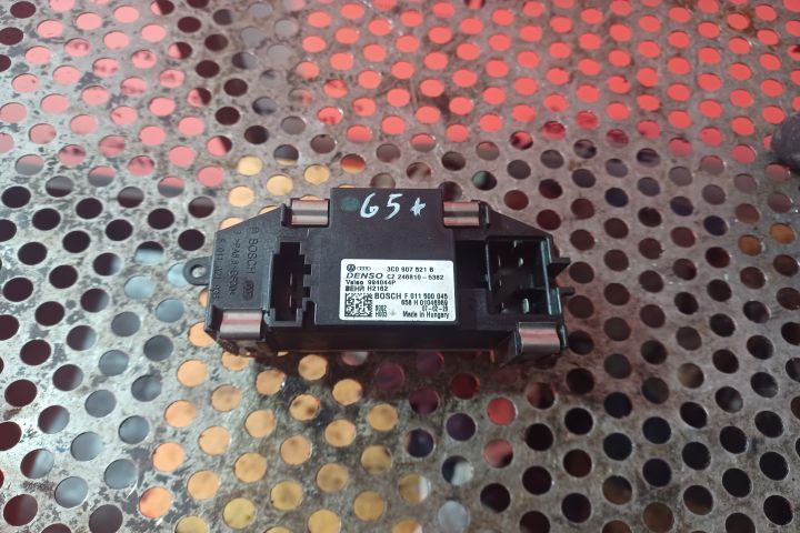 Releu ventilator 3C0907521B Volkswagen VW Golf 5  [din 2003 pana  2009] seria Plus minivan 1.9 TDI