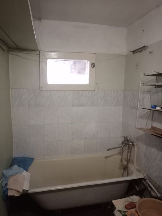 Срочно 1ком.кв. Район Скгу