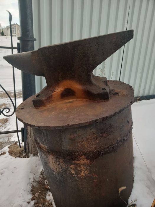 Наковальня продается