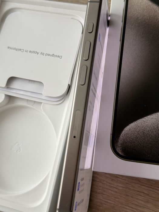 Iphone 15 pro с гаранция 128GB