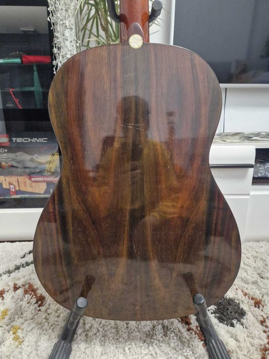 Vand chitara classica Hondo II H320A, necesita corzi