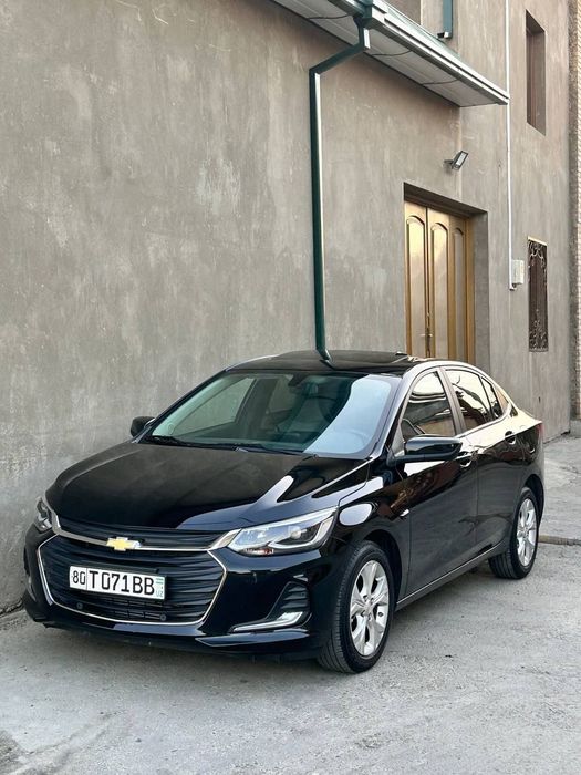 Onix premier 2 turbo