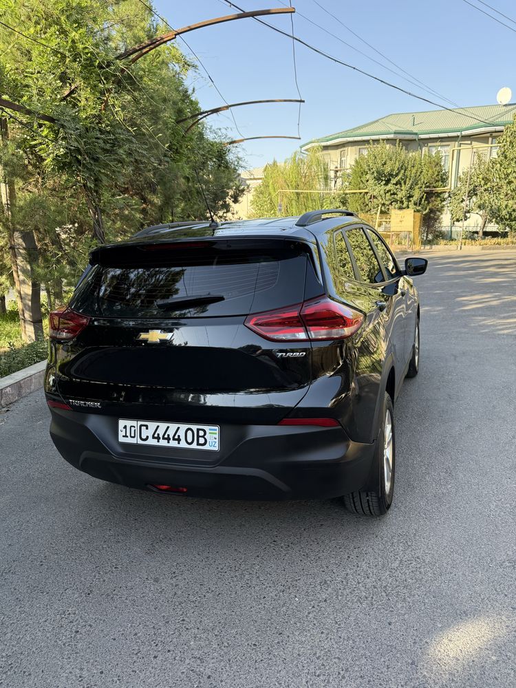 Chevrolet Tracker 2023 чевролет трекер