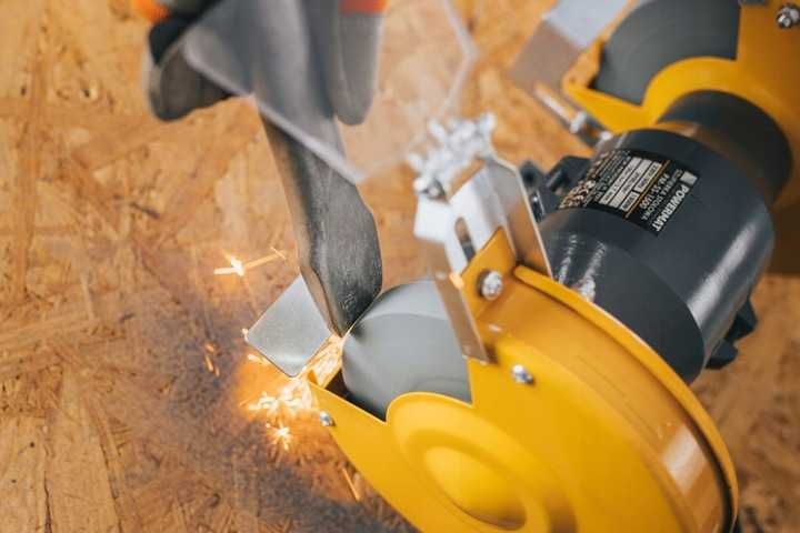 Polizor de banc 150mm 1500W, 2 discuri de piatra (PM1144)