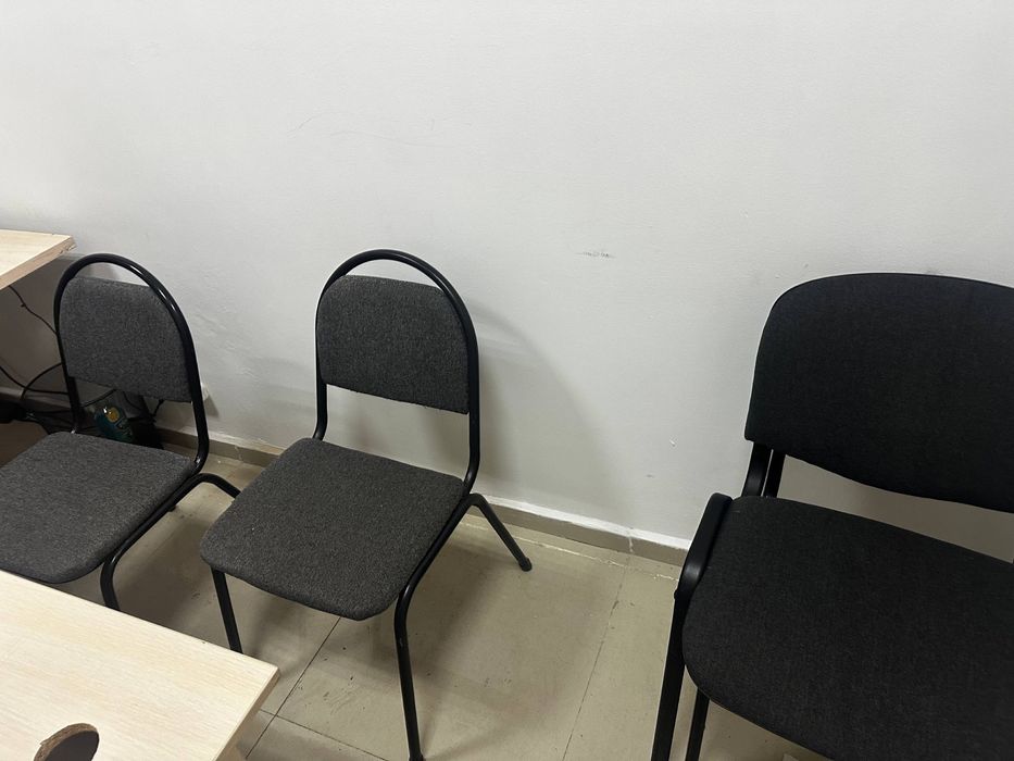 Продам Стулья офисные