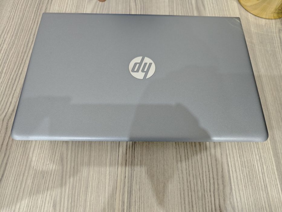 Laptop HP 15.6" HD (Touchscreen) i5