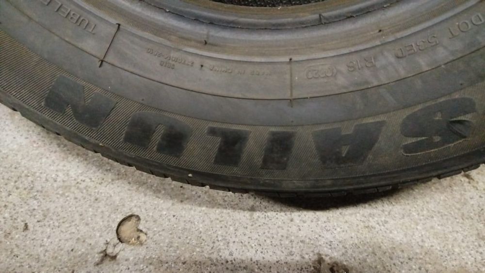 Продам резина летния б/у 235/70 R16