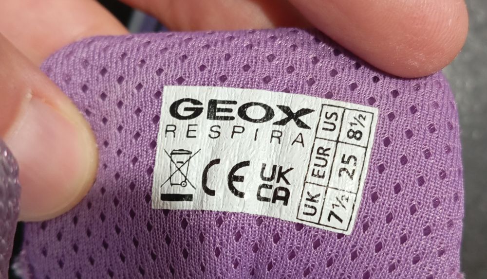 Светещи маратонки Geox Rapunzel 25 номер