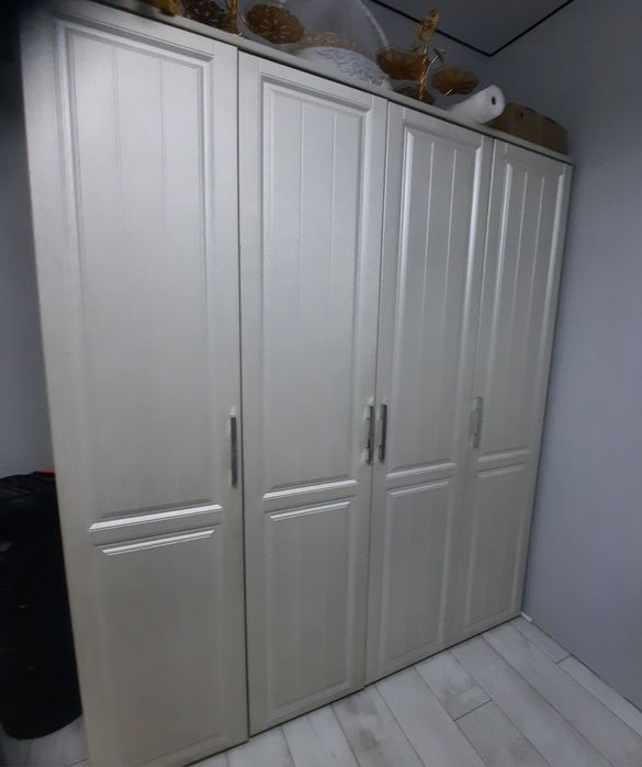Продаётся шкаф в хорошем качестве