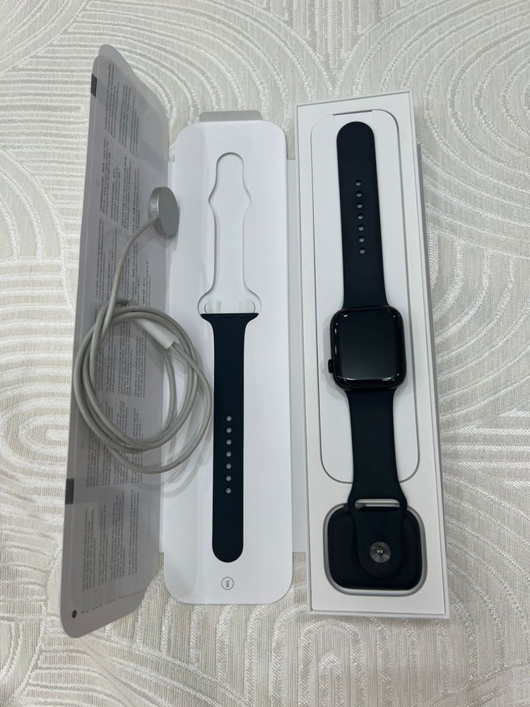 Apple Watch Series 8