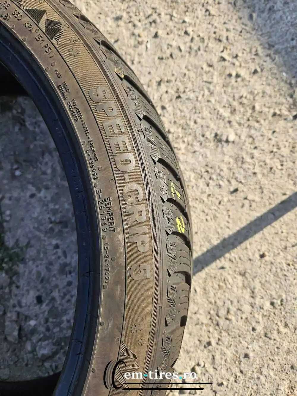 SET 2 Anvelope Iarna 235/40 R19 SEMPERIT Speed Grip 5
