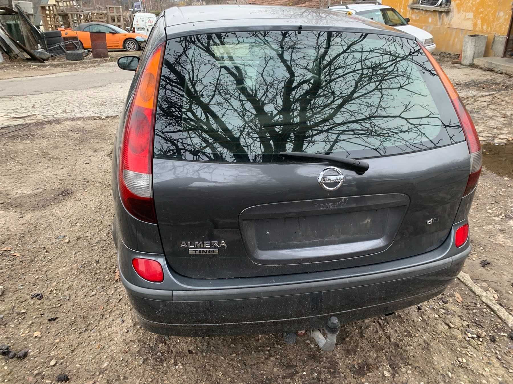 На Части Нисан Алмера Тино 2.2 ДЦИ 2003г Nissan Almera Tino 2.2 dci