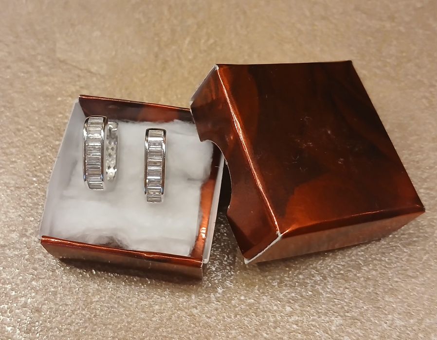 Сребърни обеци с цирконии 925