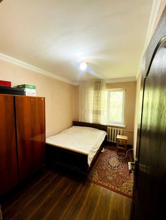 Продаётся трёхкомнатная на метро Максим Горького