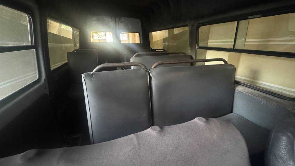 Mercedes-Benz rusumli mikroavtobus