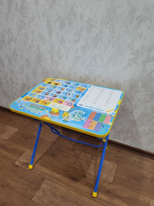 Продам складной стол/столик