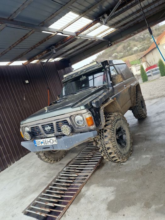 Nissan patrol y60 AUTOUTILITARA