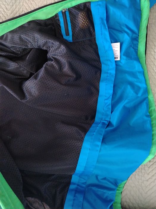 Детско яке 8-10 год. Момче. не пропускащо вятър, дъжд, сняг 146-152см