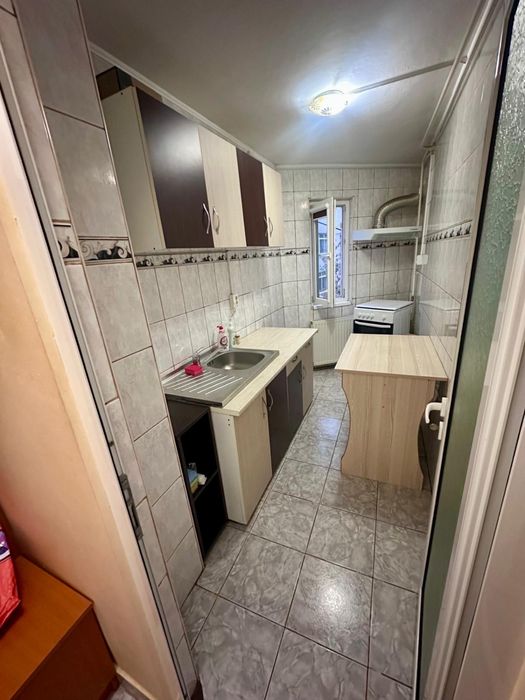 Inchiriez apartament 2 camera zona viziru 1