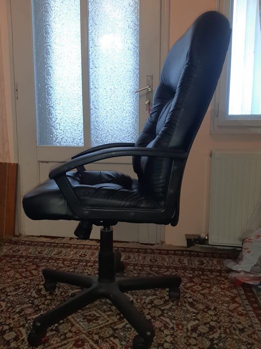 Scaun de birou directorial ergonomic