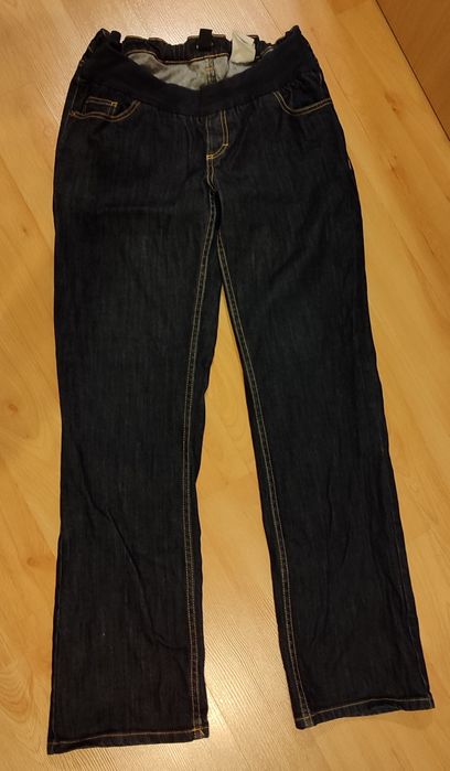 Продавам дамски дънки