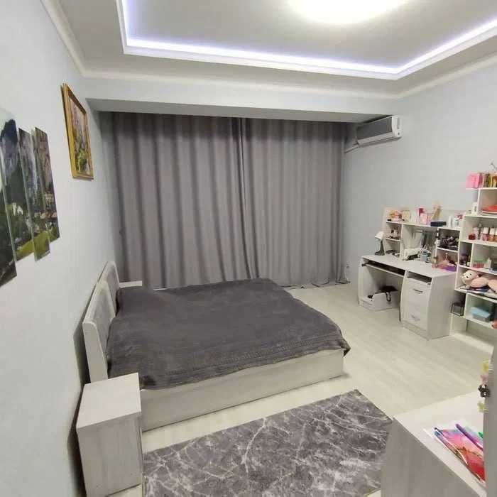Family house 8 роддом, 4 комнатная 101м2 ЕВРО ремонт с обстановкой