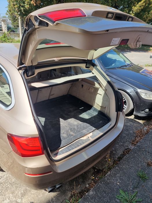 Dezmembrez bmw F10 F11