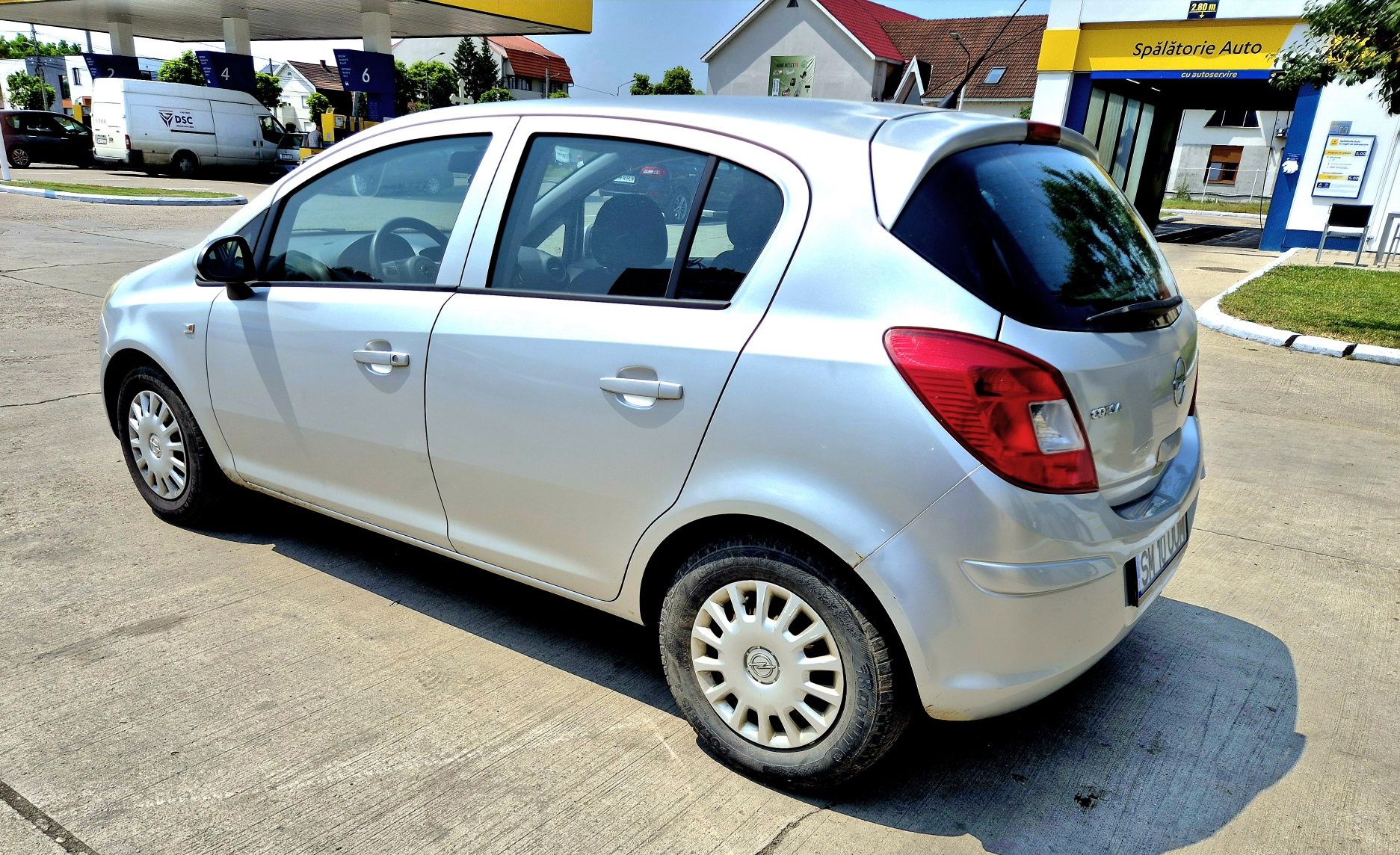 Vând Opel Corsa D