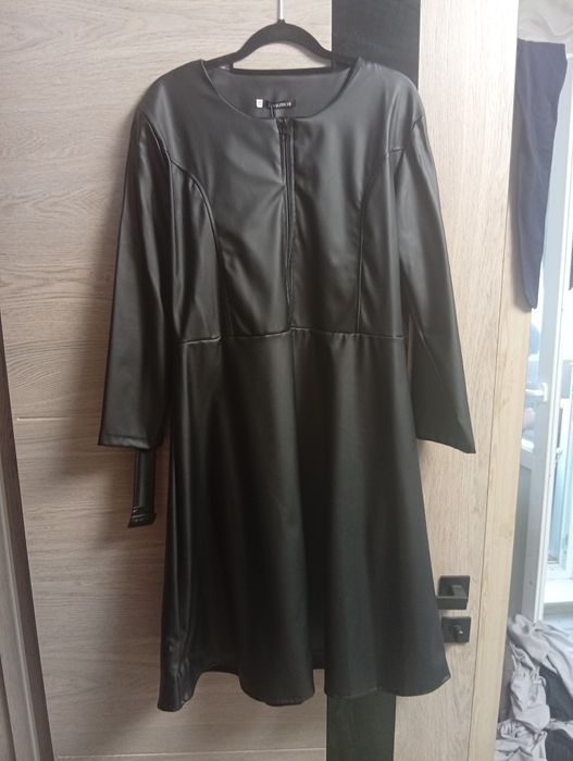 Продам платье 46-52