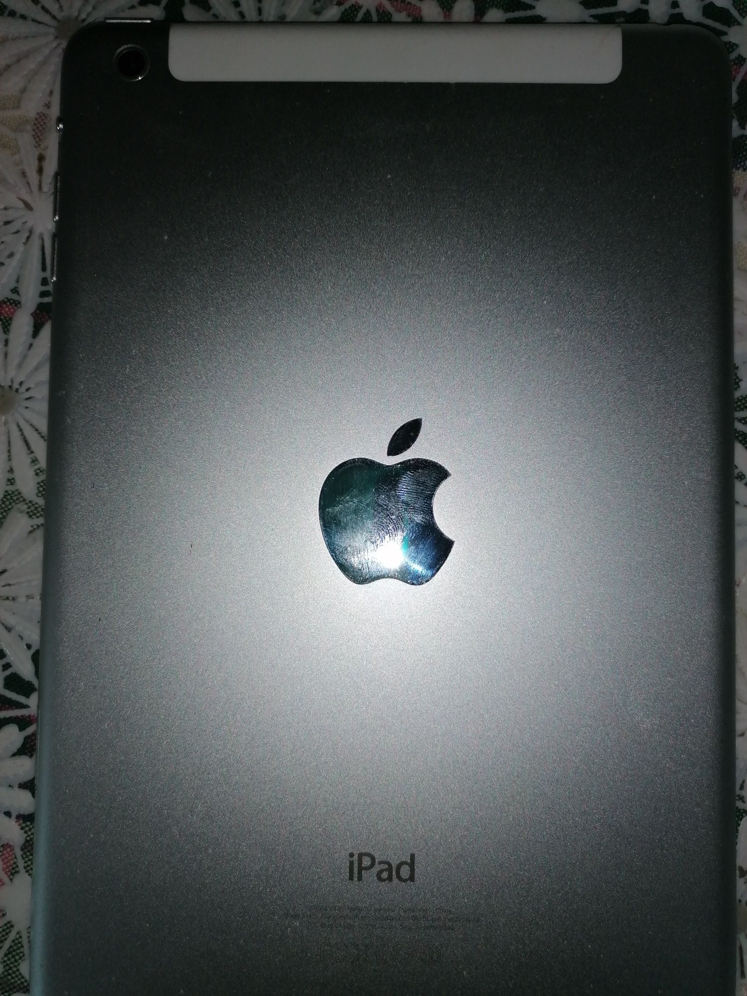 IPad mini 16 gb, slot sim.