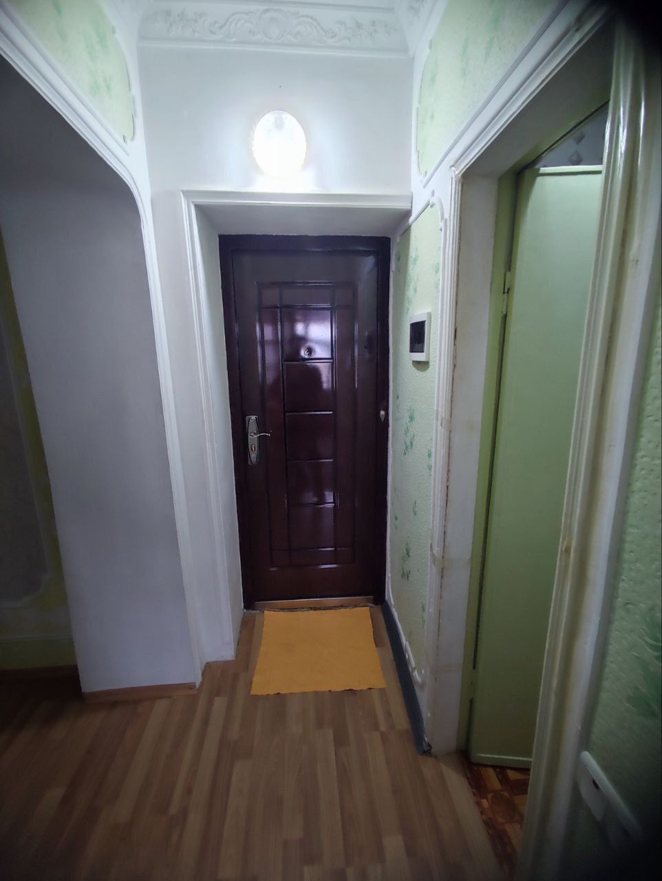 1 комнатная с мебелью и техникой в центре