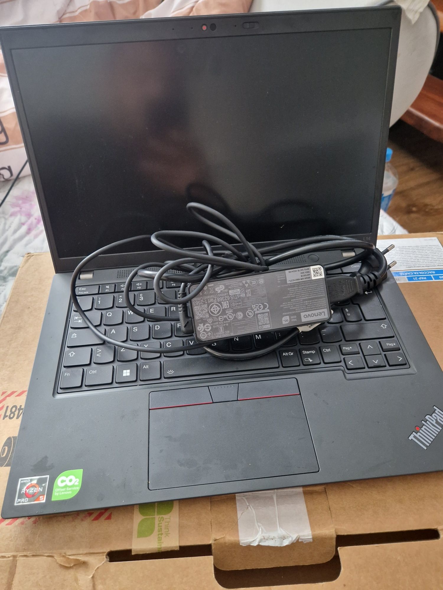 Leptop lenovo Think L14 cu procesor AMD Ryzen 5 pro-7530u 14 inch 16