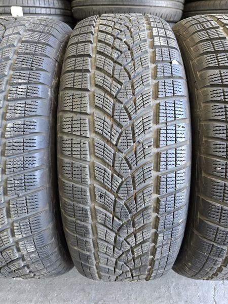 235/60/18 GOODYEAR 4бр
