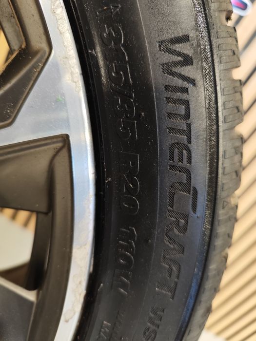 O janta Spate R20. 11J BMW X5  X6 F16 cod: 6858879 anvelopa 315/35R20