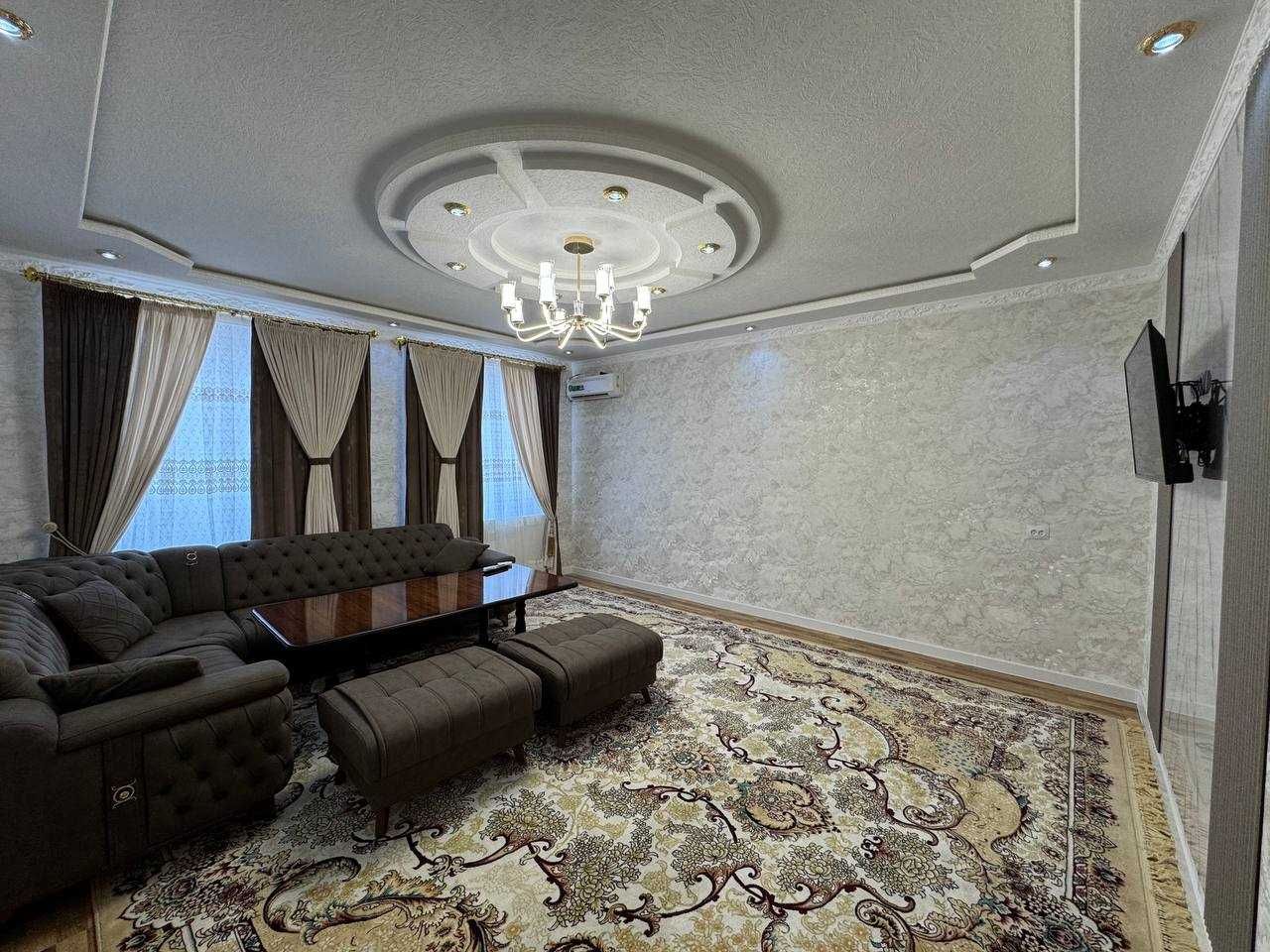 3х комнатная квартира на 3 этаже 98кв/м, в Самарканде