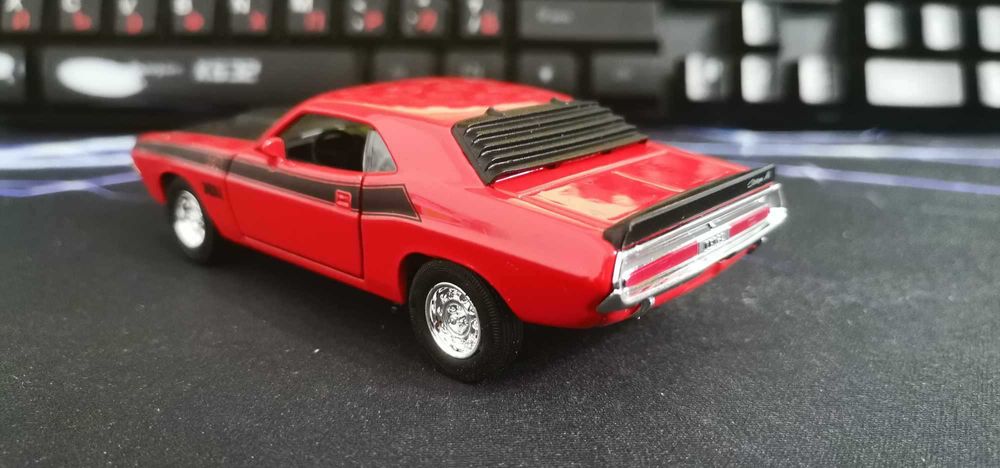 Додж Чалинджър '70 в мащаб 1:34