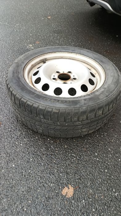 Vand Set 4 jenti cu anvelope de iarnă pt. auto Mini cooper