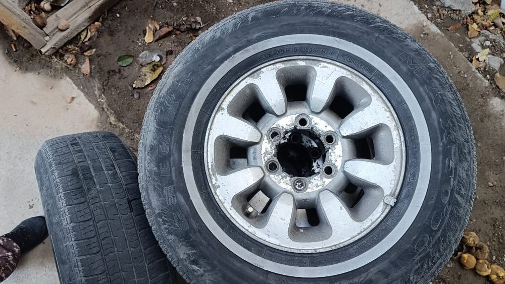 Колеса в сборе б/у на Делику