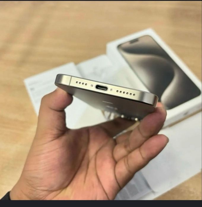 IPhone 15 pro max  sim 87% 256