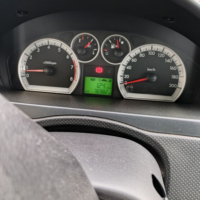 Нексиа 3 срочно сотилади