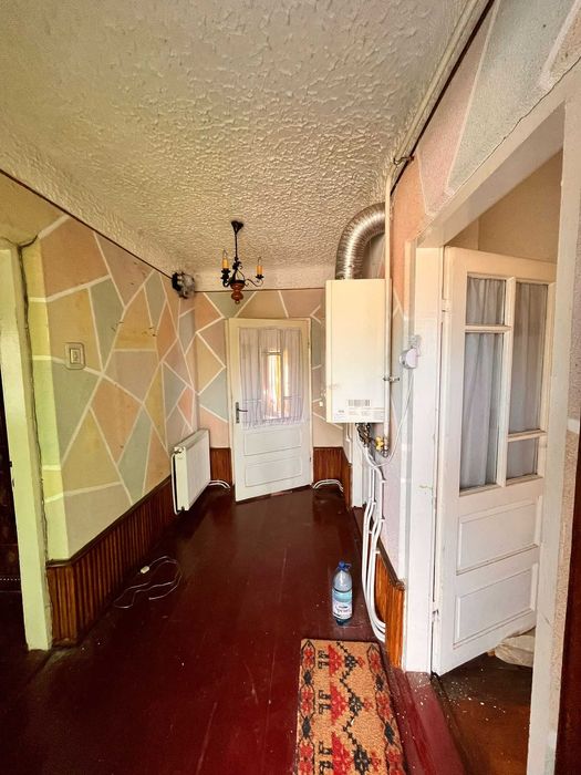 Casa în INIMA Târgului Neamț racordata la toate utilitatile