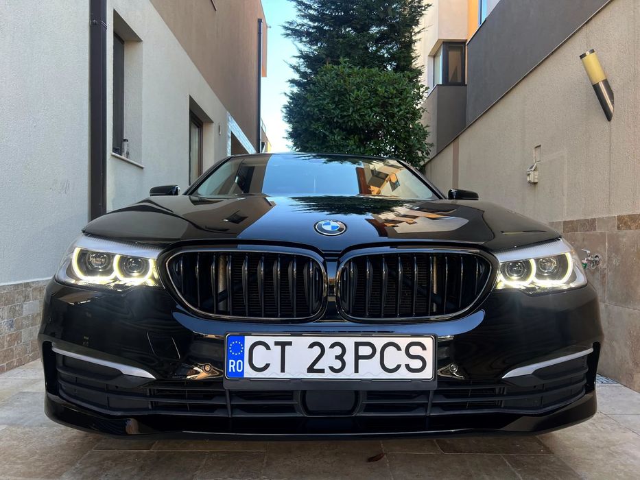 BMW Seria 5 BMW 520 ,Distronic Plus ,Ceasuri Plasmă ,Piele,Impecabila