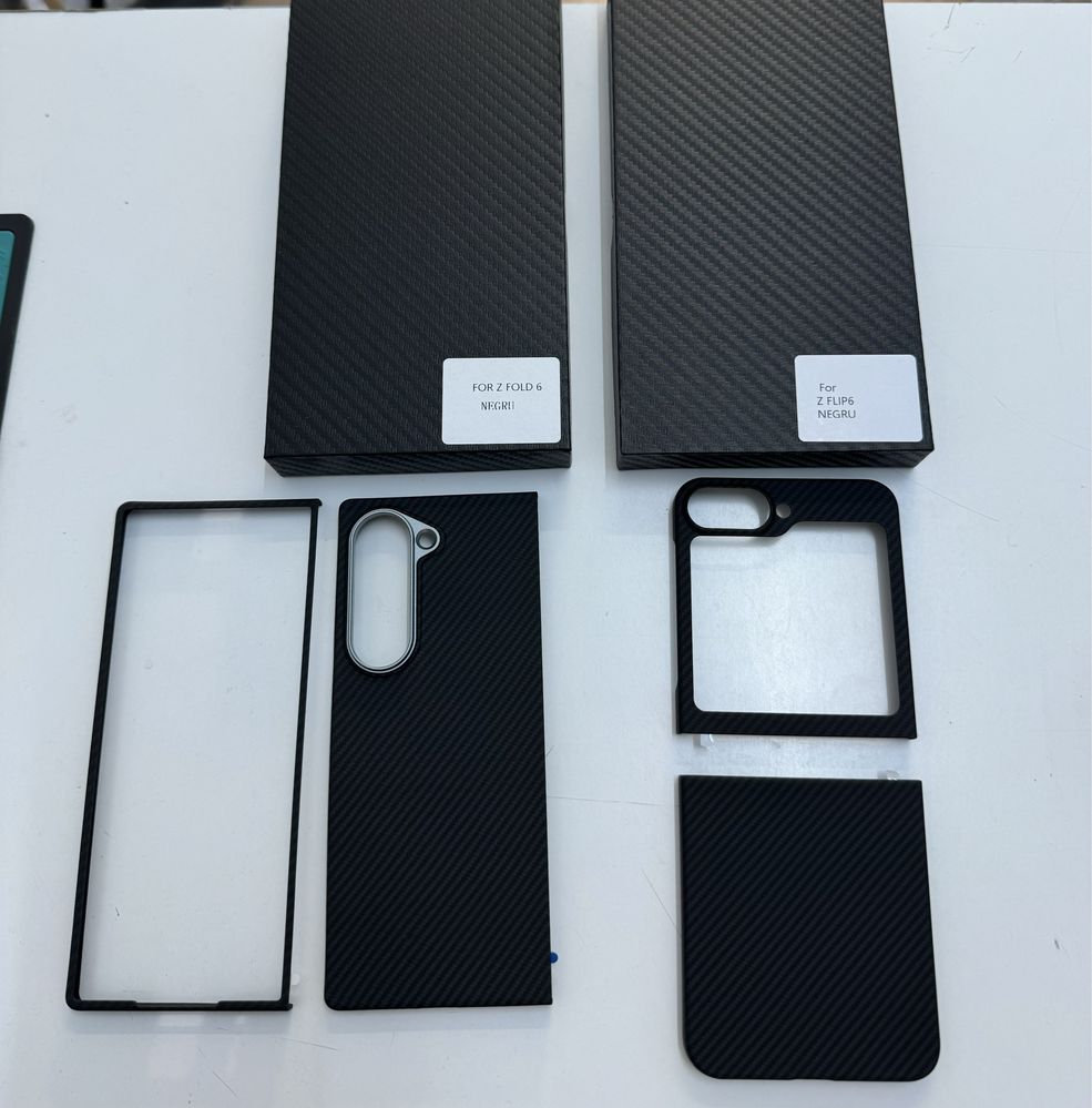 Husa Ultra Slim Kevlar Carbon Neagra - Samsung Galaxy Fold 6 Flip 6