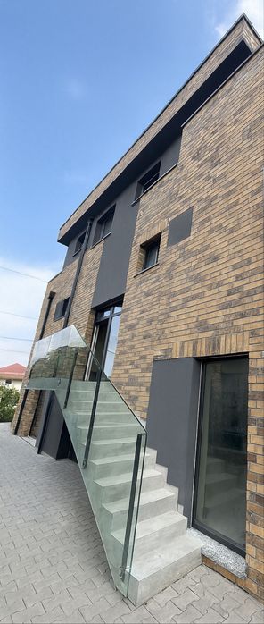 Apartament cu 3 camere in Faget