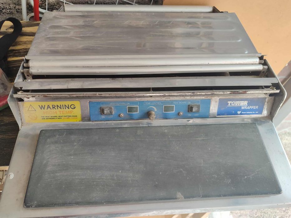 Машина за опаковане с фолио , котлон  с две горелки , тестобъркалка