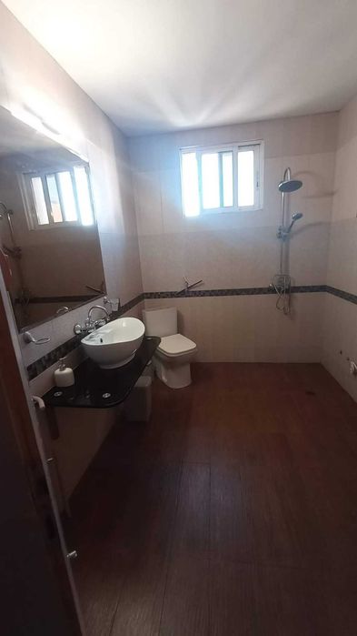 Дава се под наем Едностаен апартамент в Пловдив, Център - 34 кв.м за 250 € - Снимка #5