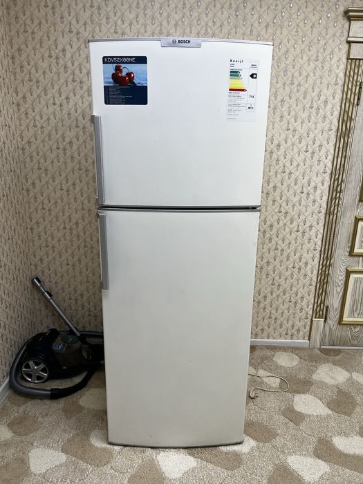 Холодильник BOSCH 519 ltr