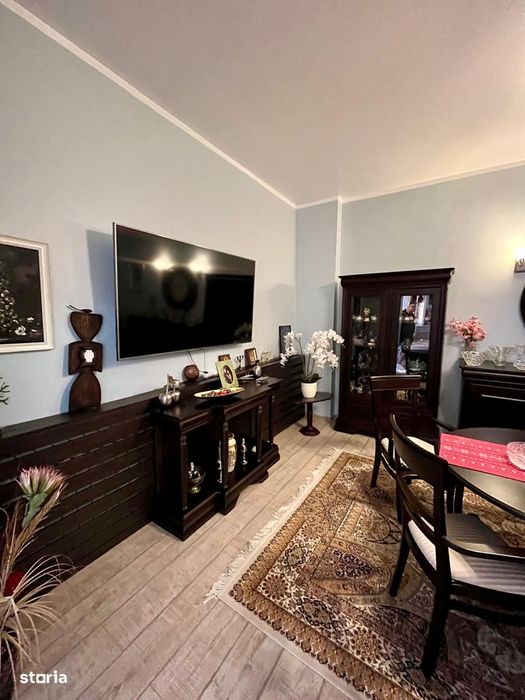 Casă cu  Parter + Etaj 1 și Spațiu Comercial –Tomis Mall 414000 euro